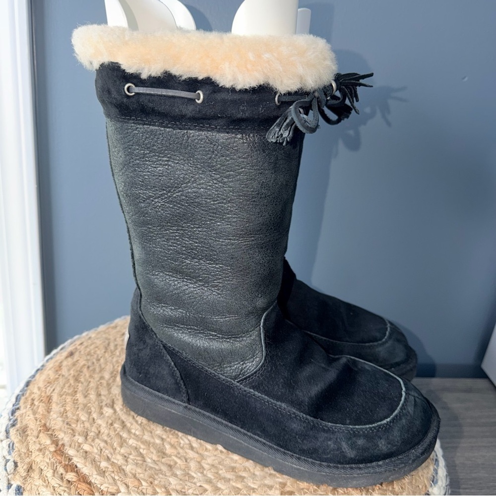 UGG Suede Leather Winter Boots - Picture 5 of 9